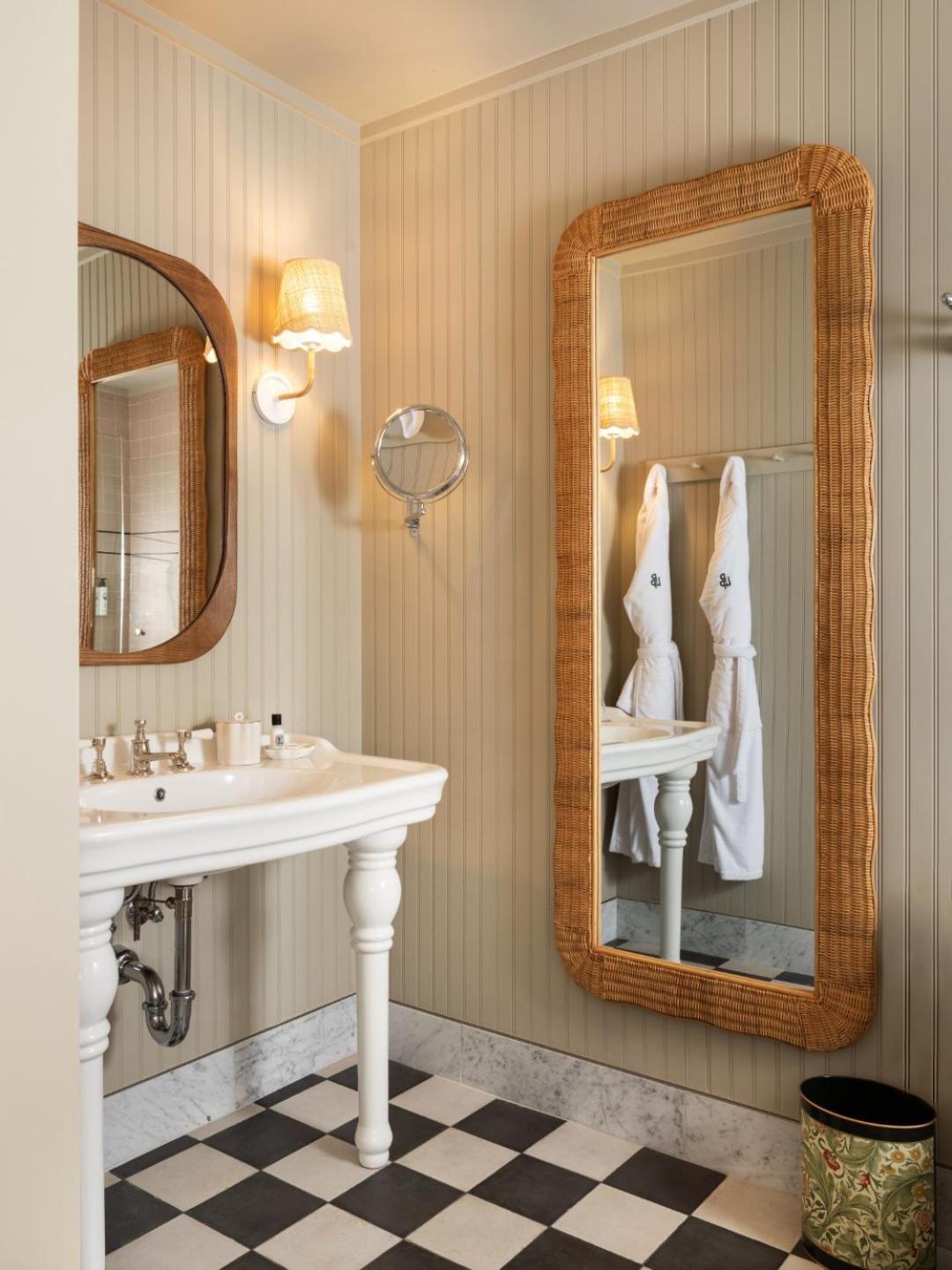 Hotel Le Petit Pali Brentwood 3*