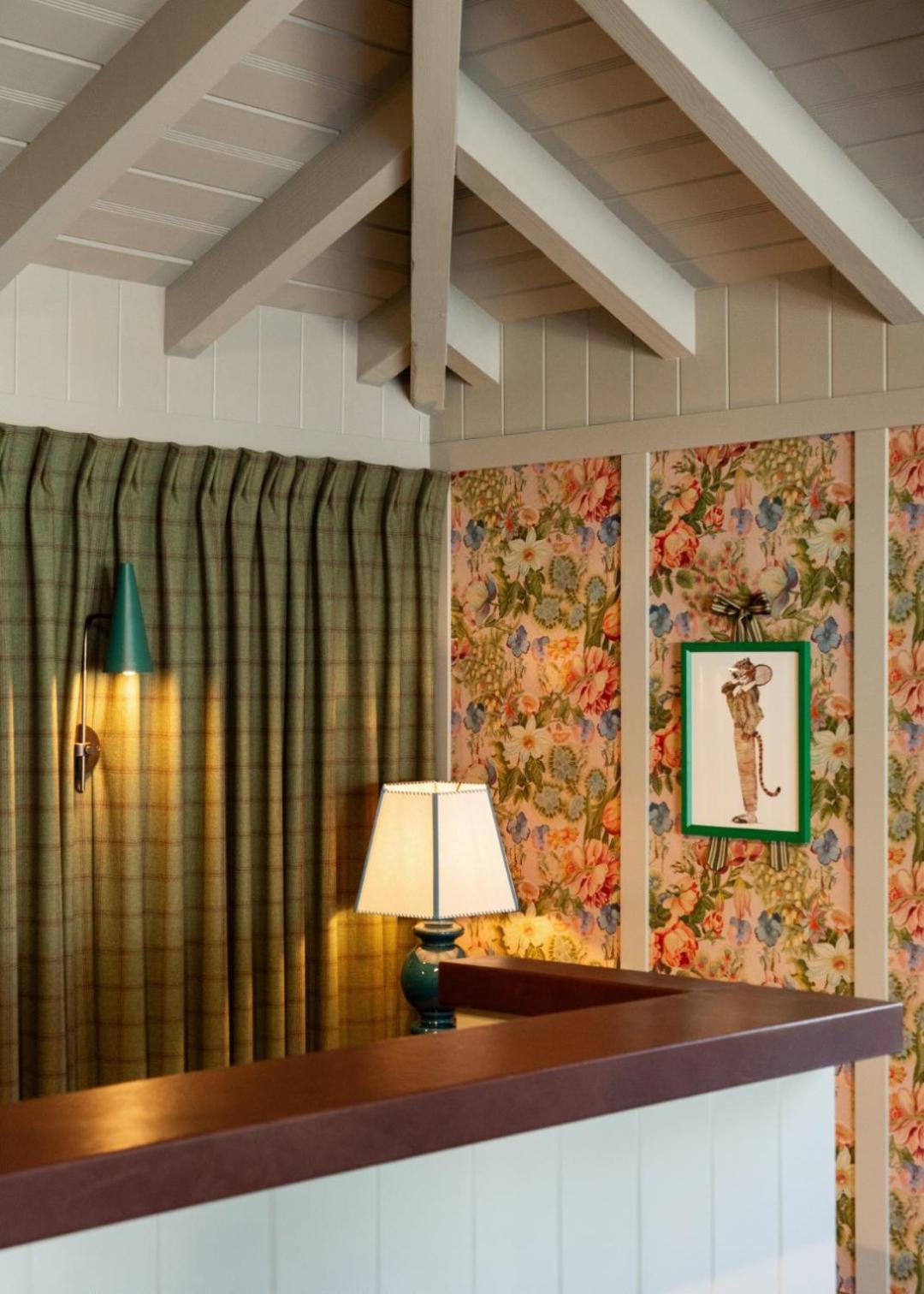 Le Petit Pali Brentwood Hotel Los Angeles